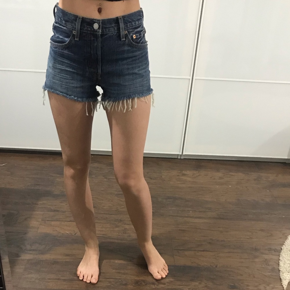 Levi’s 501 Original Fit Shorts - Picture 5 of 5